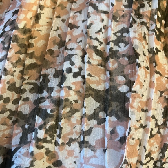 NET Express Romper size XS - Picture 2 of 5